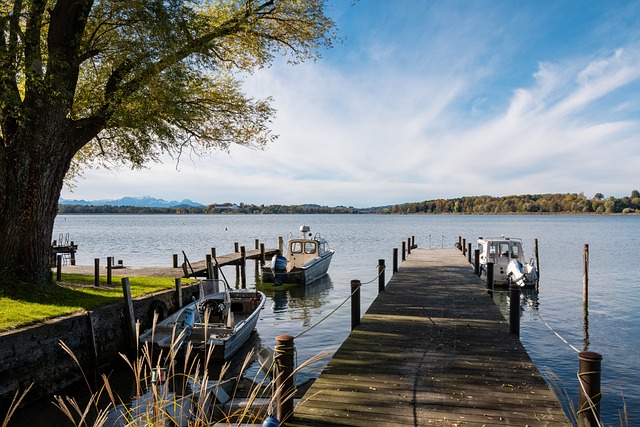 [组图]滑翔伞运动简史 滑翔伞运动的简史 滑翔伞是怎么样由降落伞演化而来及它的发展 滑翔.